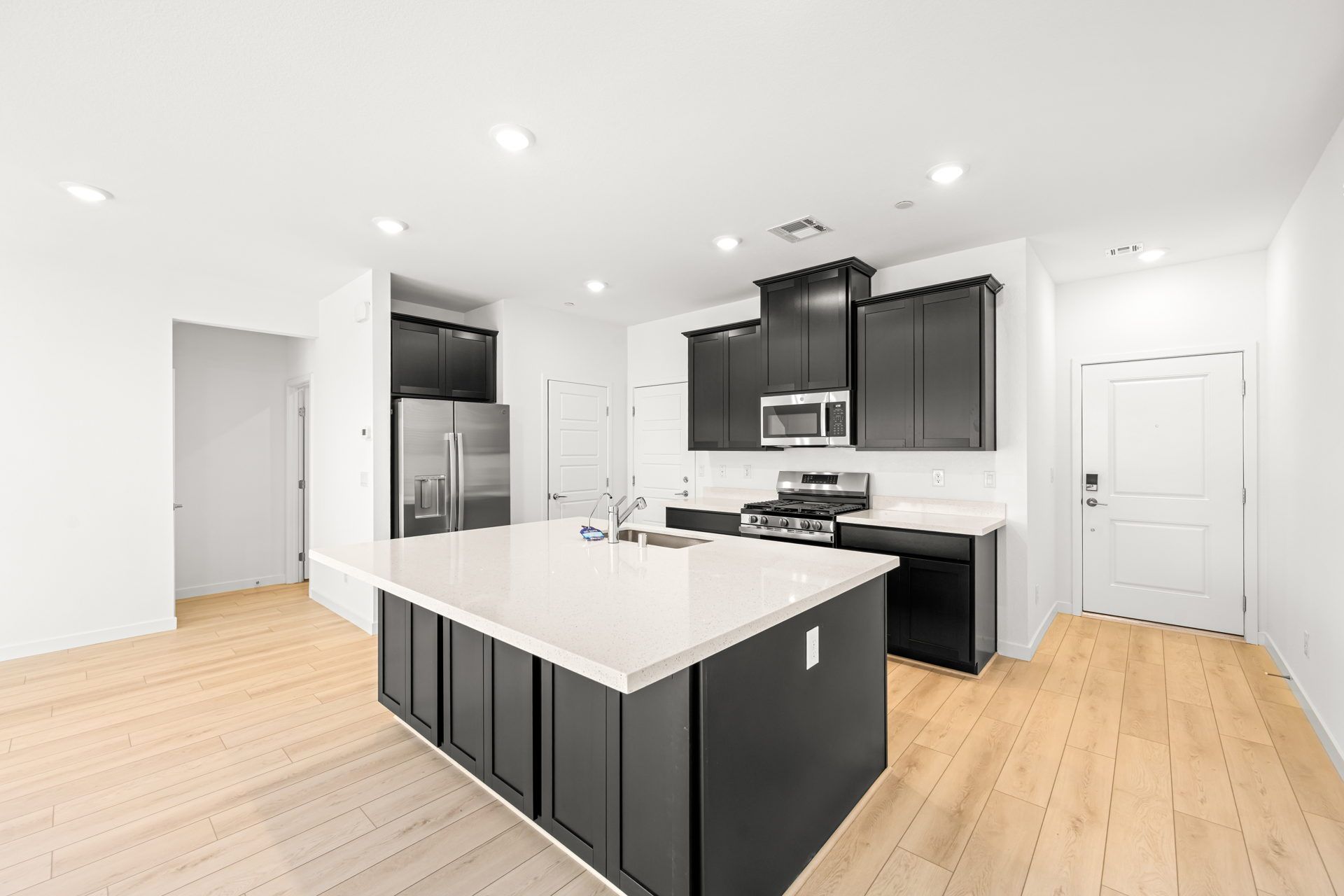 Lennar9568 Sagebrush Grove Street07