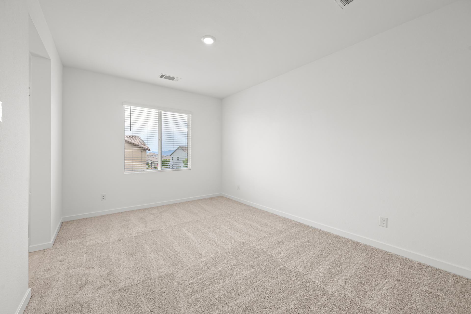 Lennar9568 Sagebrush Grove Street15