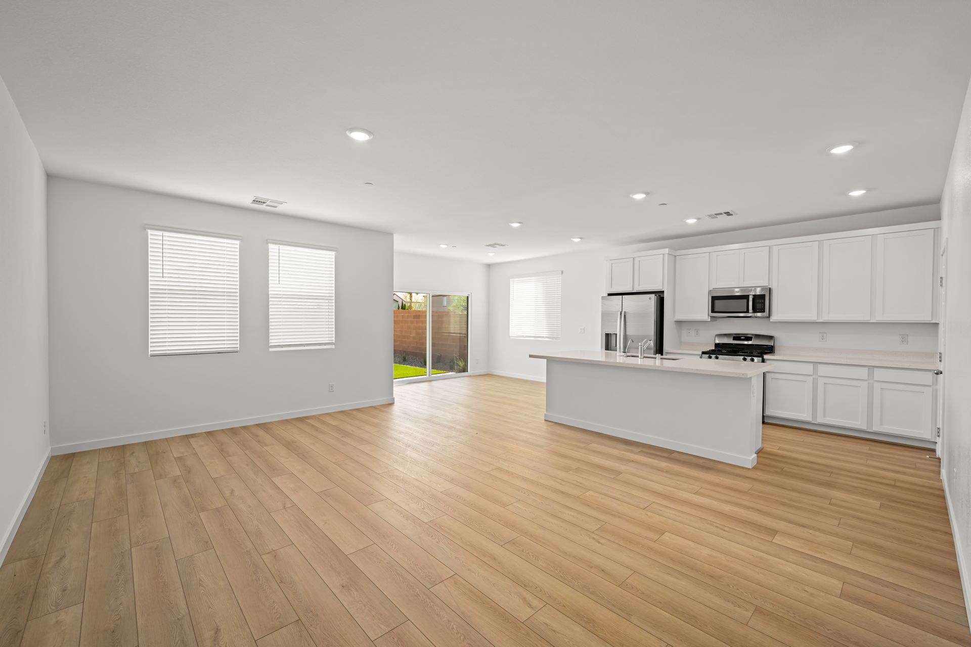 Lennar8142 Gusty Brook Street04