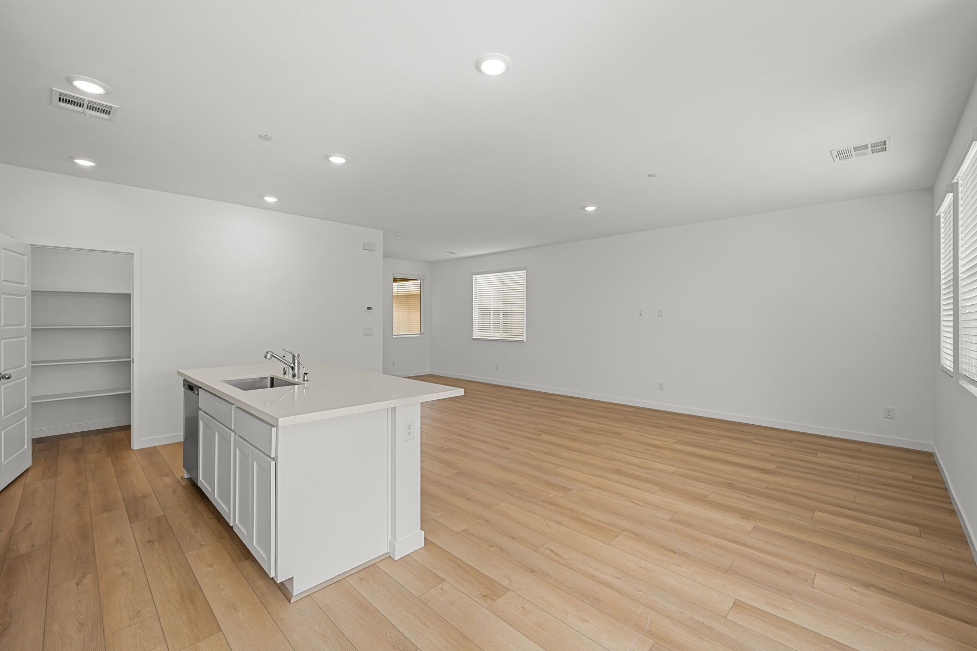 Lennar8142 Gusty Brook Street10