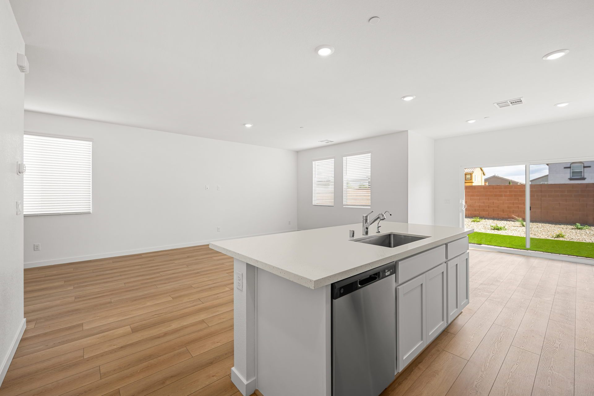 Lennar8142 Gusty Brook Street12