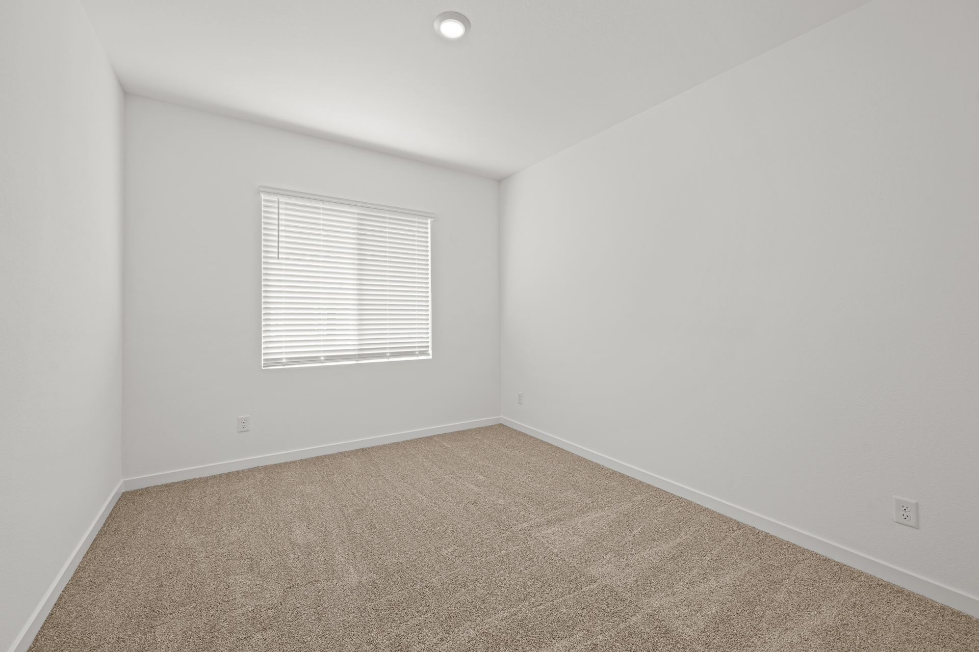 Lennar8142 Gusty Brook Street21