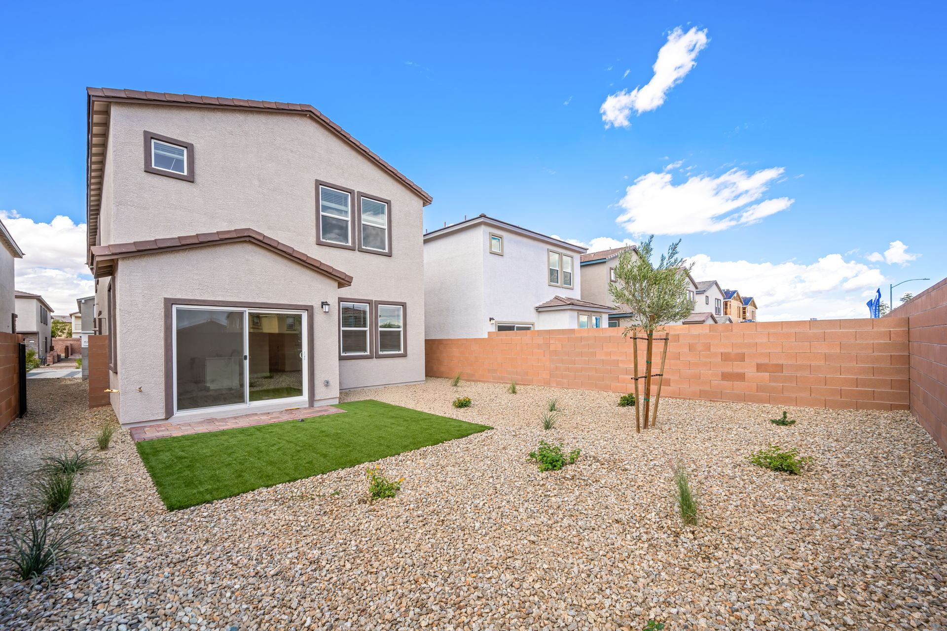 Lennar8142 Gusty Brook Street31