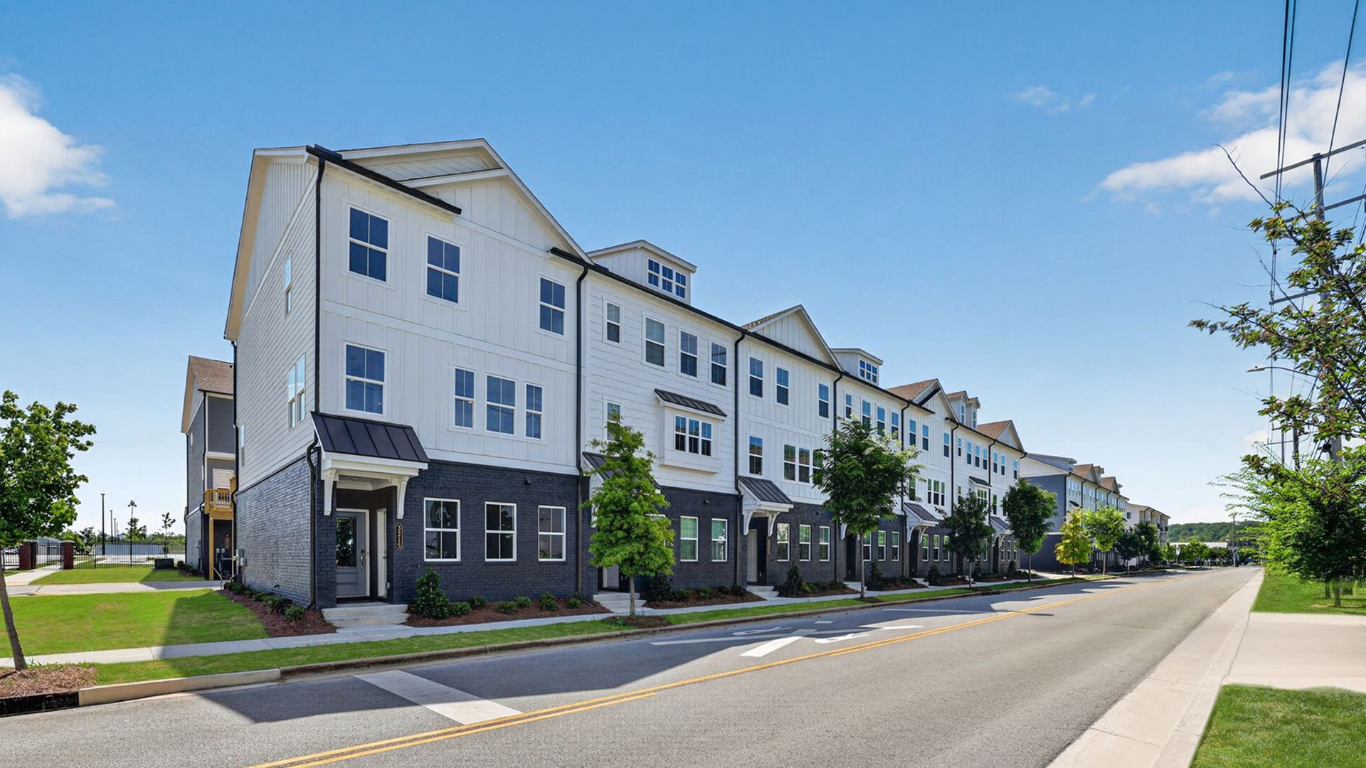 Borough33 Townhomes Streetscape 3of5
