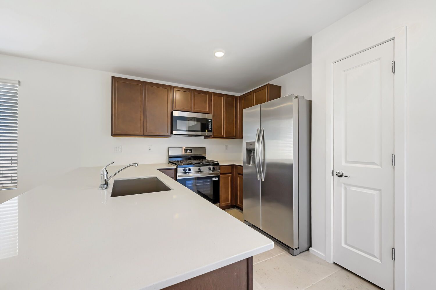 34457 S Fallstreak Dr   Web Quality   004   04 Kitchen