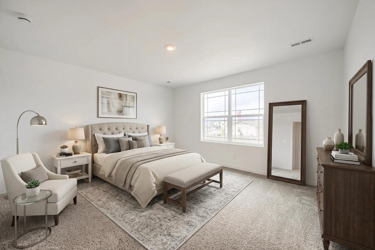 Aviator Owners Suite Staged