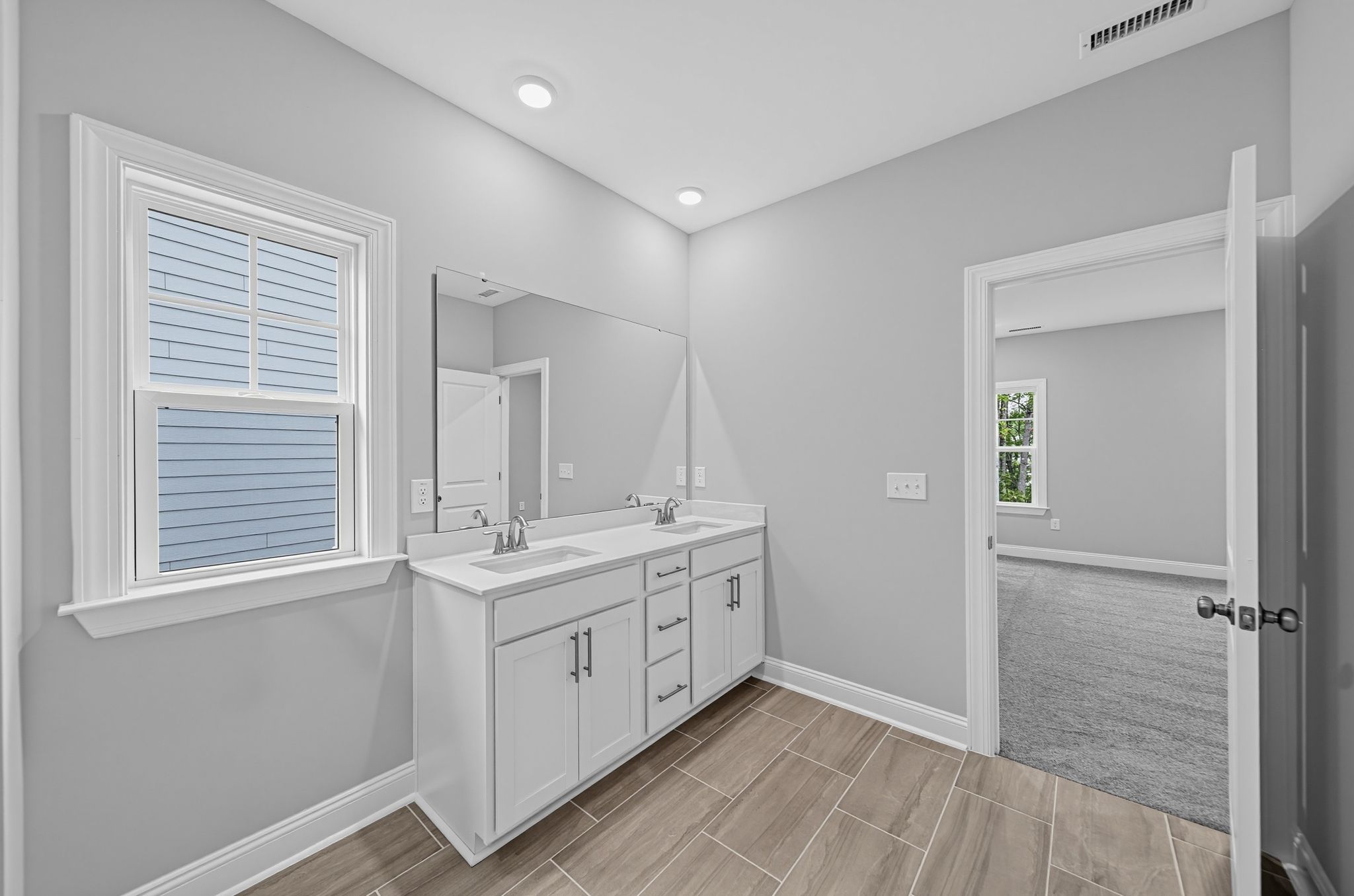 Cayden Cove Mayflower III 22