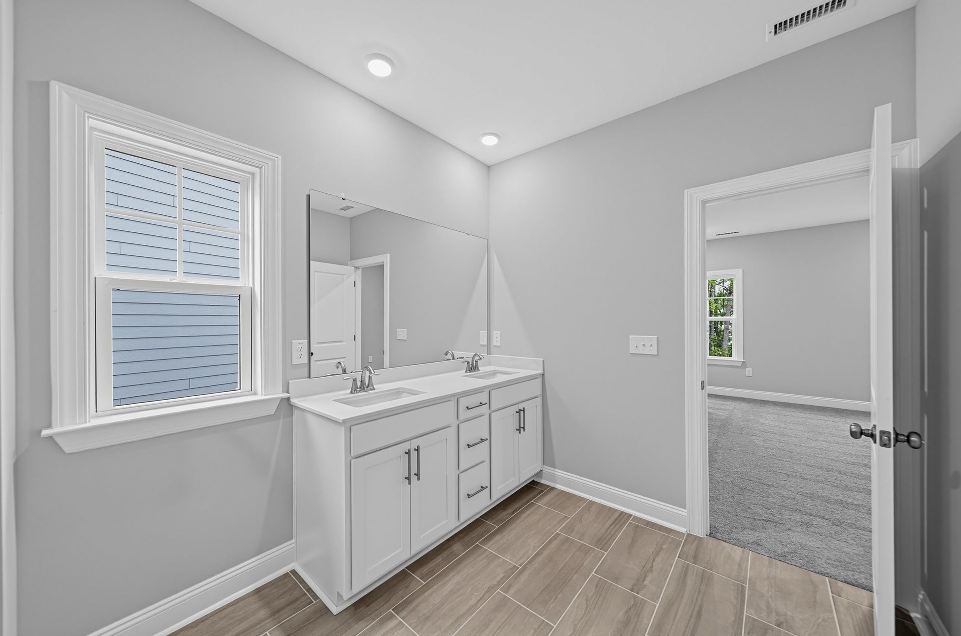 Cayden Cove Mayflower III 22