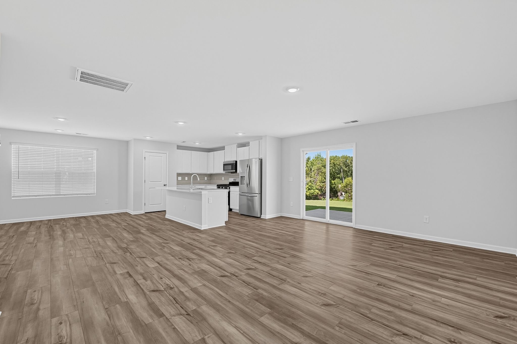 Cannon Village Dream Dickenson II 8