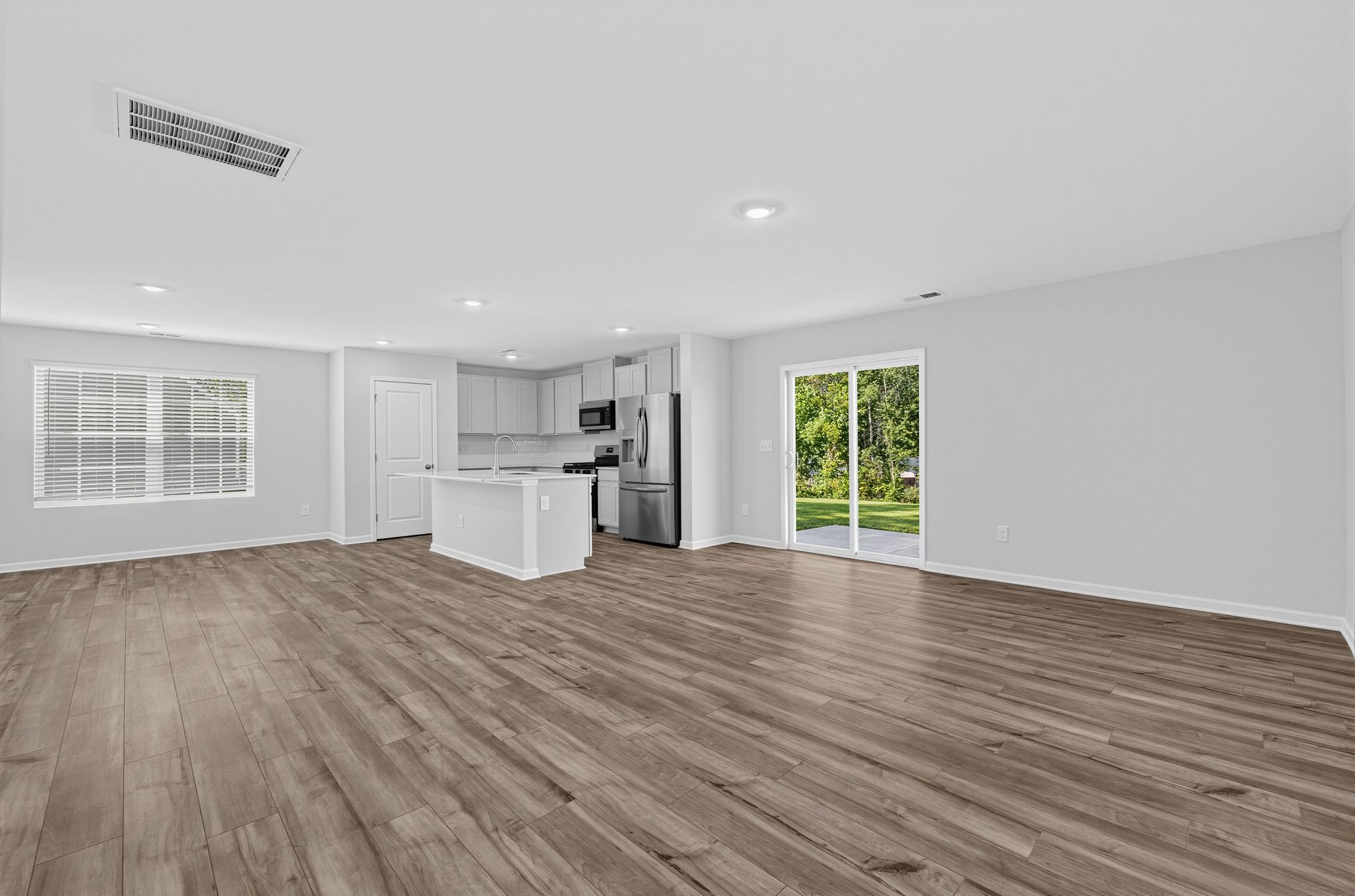 Cannon Village Dream Dickenson II 12