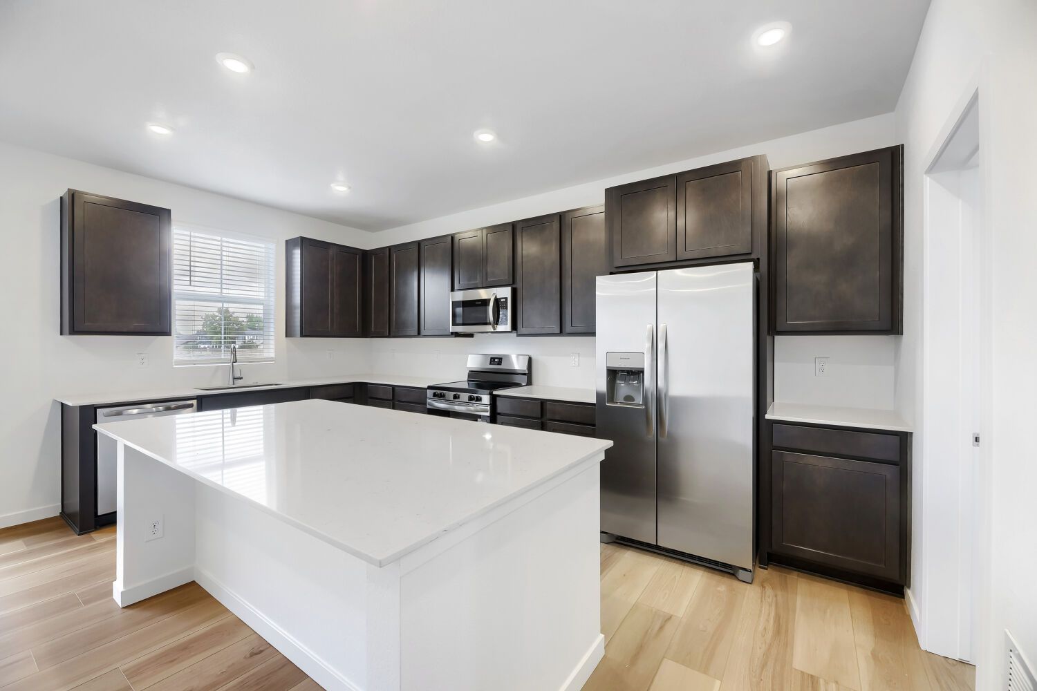 10788 Tomboy dr   Web Quality   004   04 Kitchen