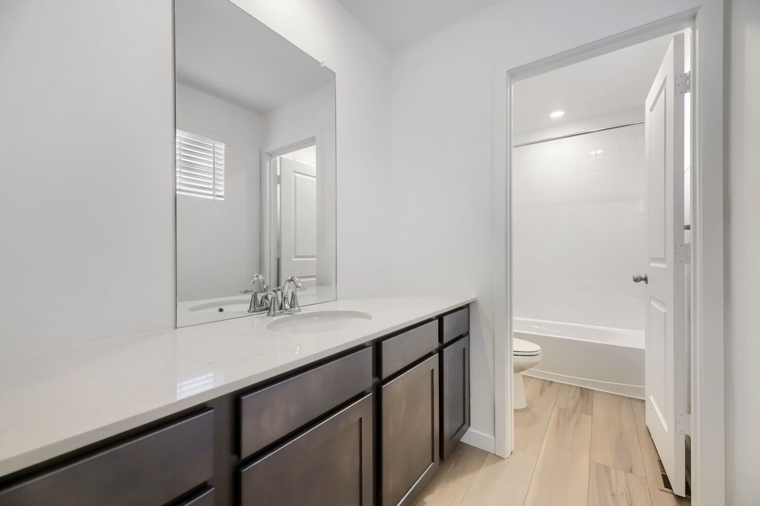 10788 Tomboy dr   Web Quality   011   11 Bathroom