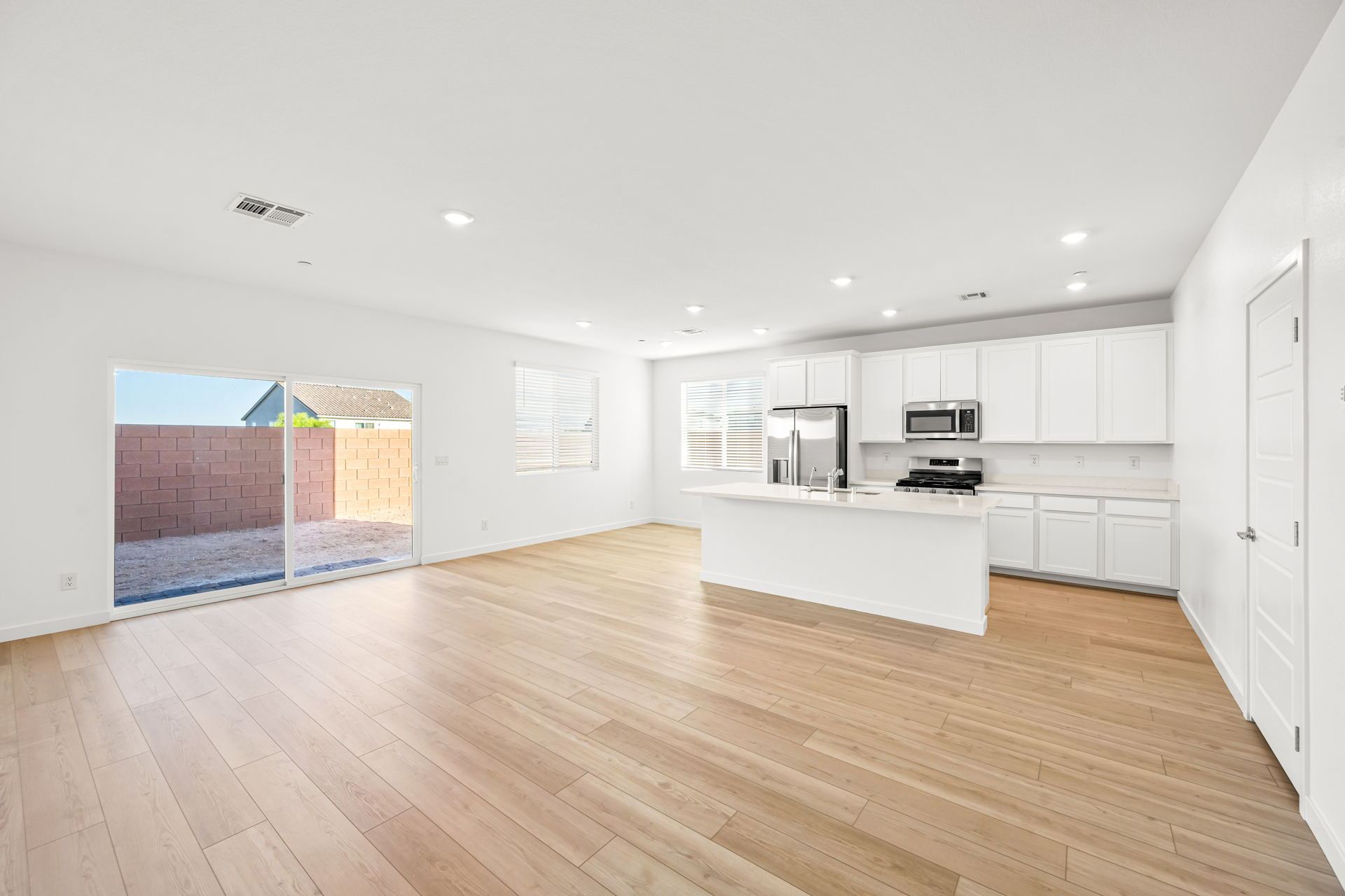 Lennar9572 Sagebrush Grove St03