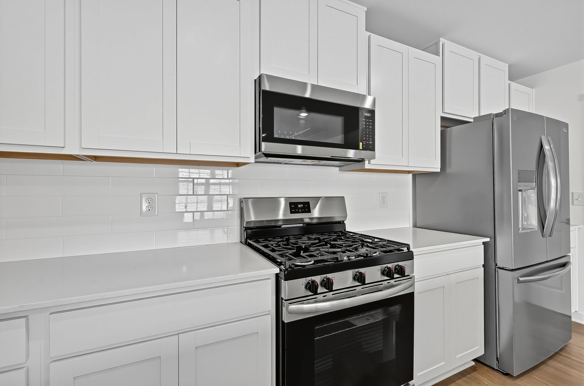 Crescent Hills Emerson II 14