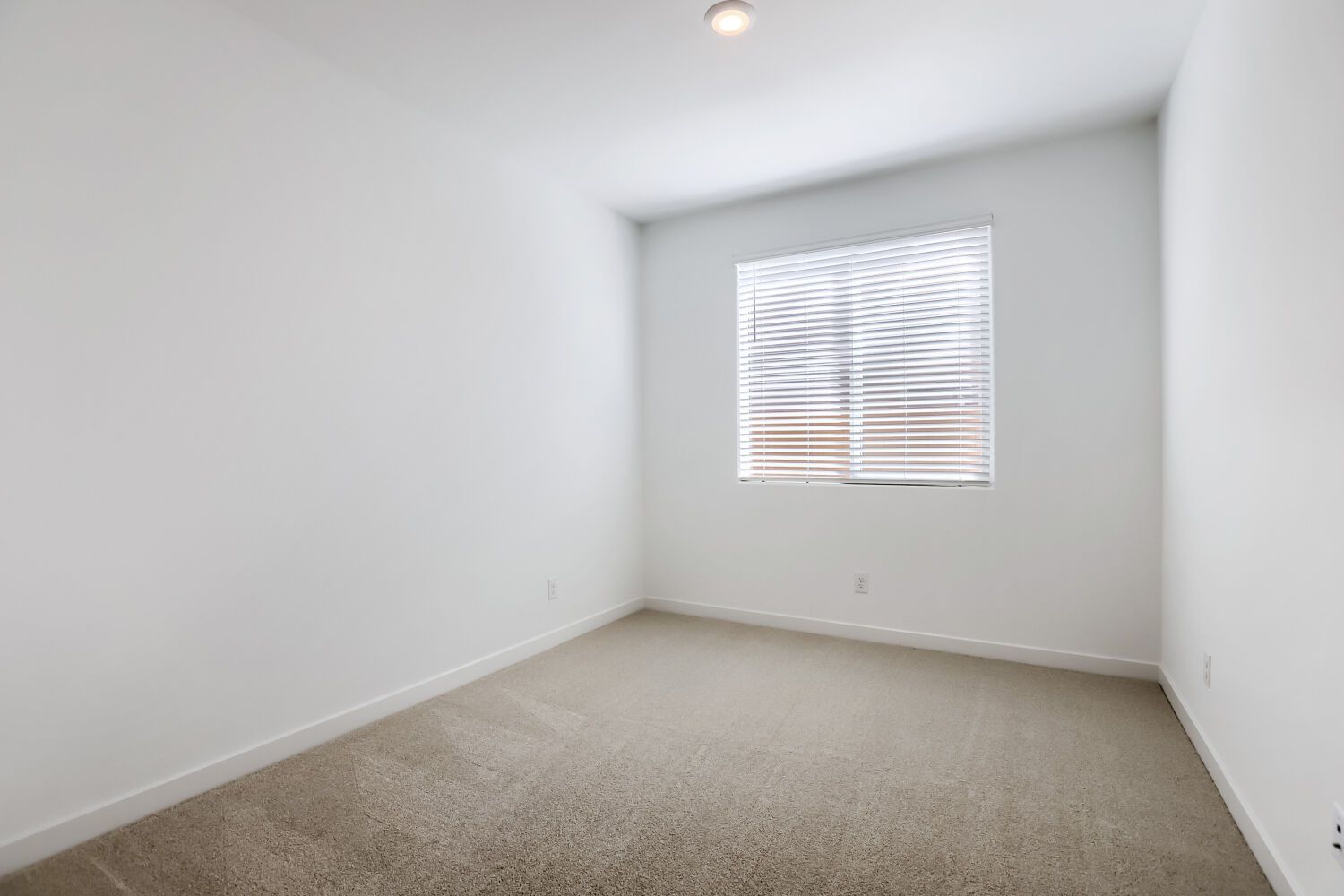 17634 W El Cortez Pl   Web Quality   004   04 Office