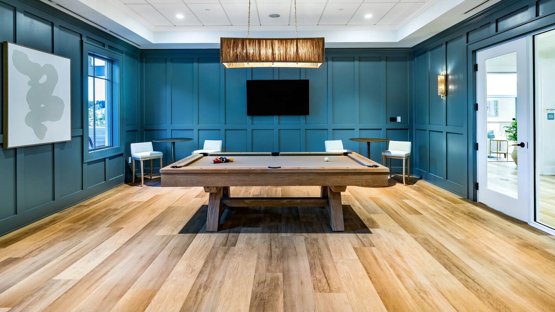 billiards room