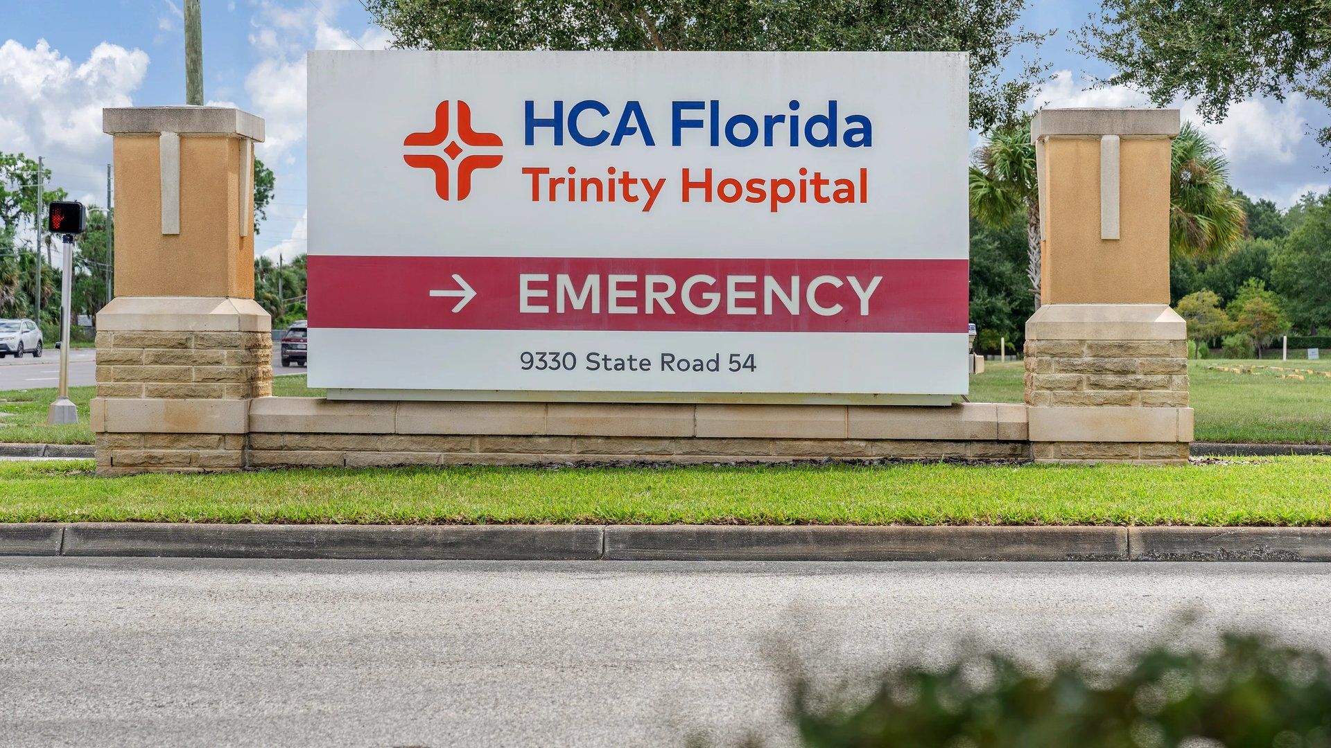 HCA Florida Trinity Hospital sign