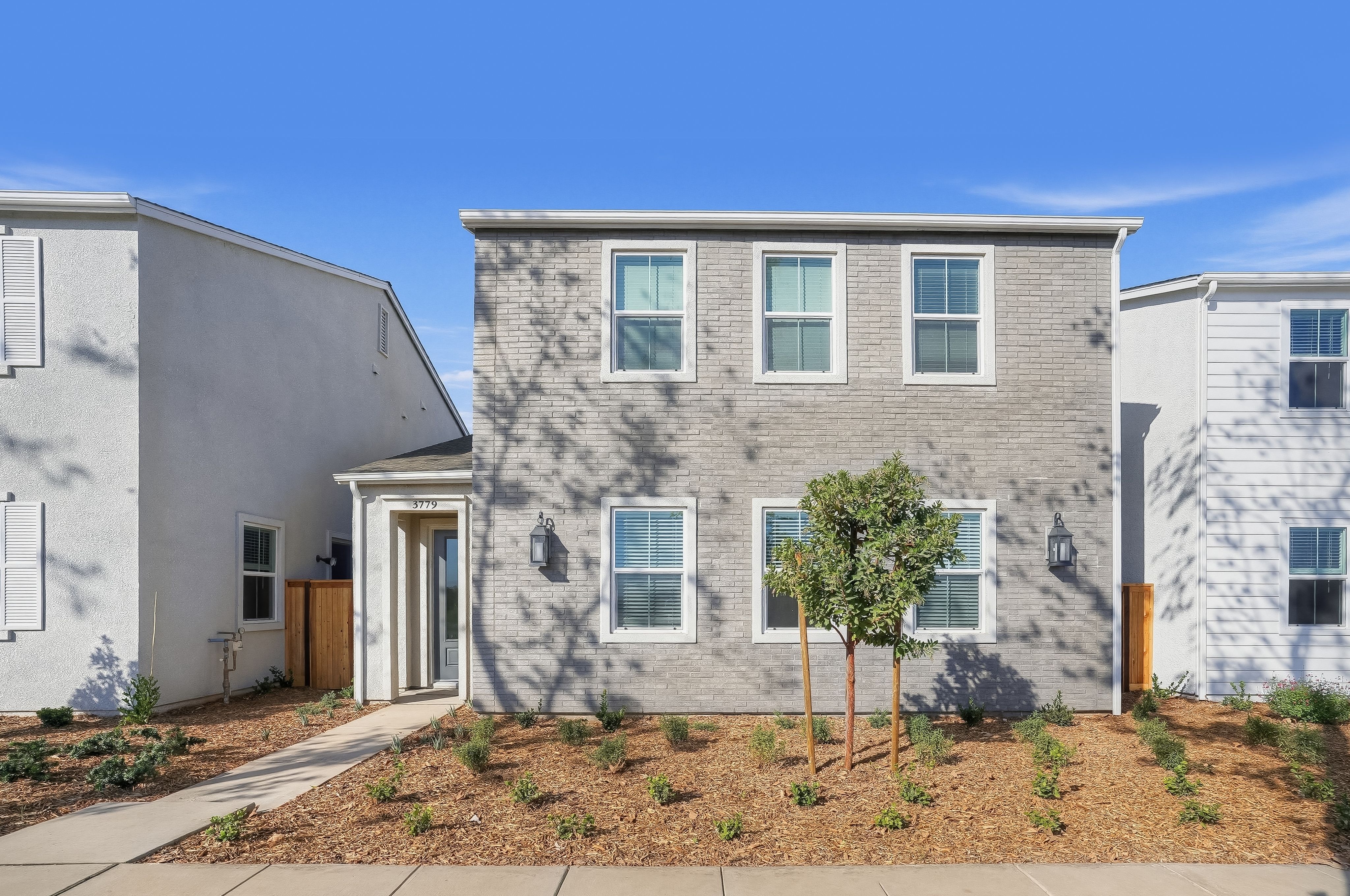 3779 Wooden Way (Bronte)