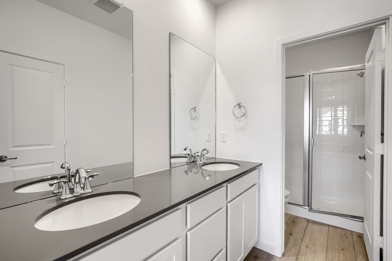 6418 Masked Lark St Unit 2 Owner's Suite Bathroom