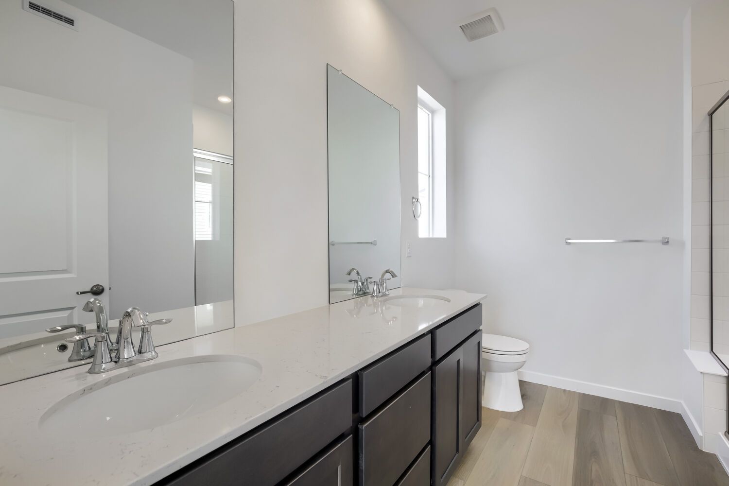 6418 Masked Lark St Unit 1 Owner's Suite Bathroom