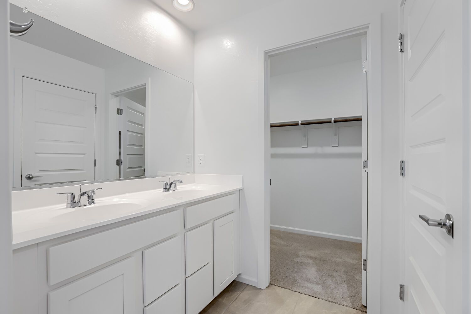 23182 W Corona Ave   Web Quality   008   08 Primary Bathroom