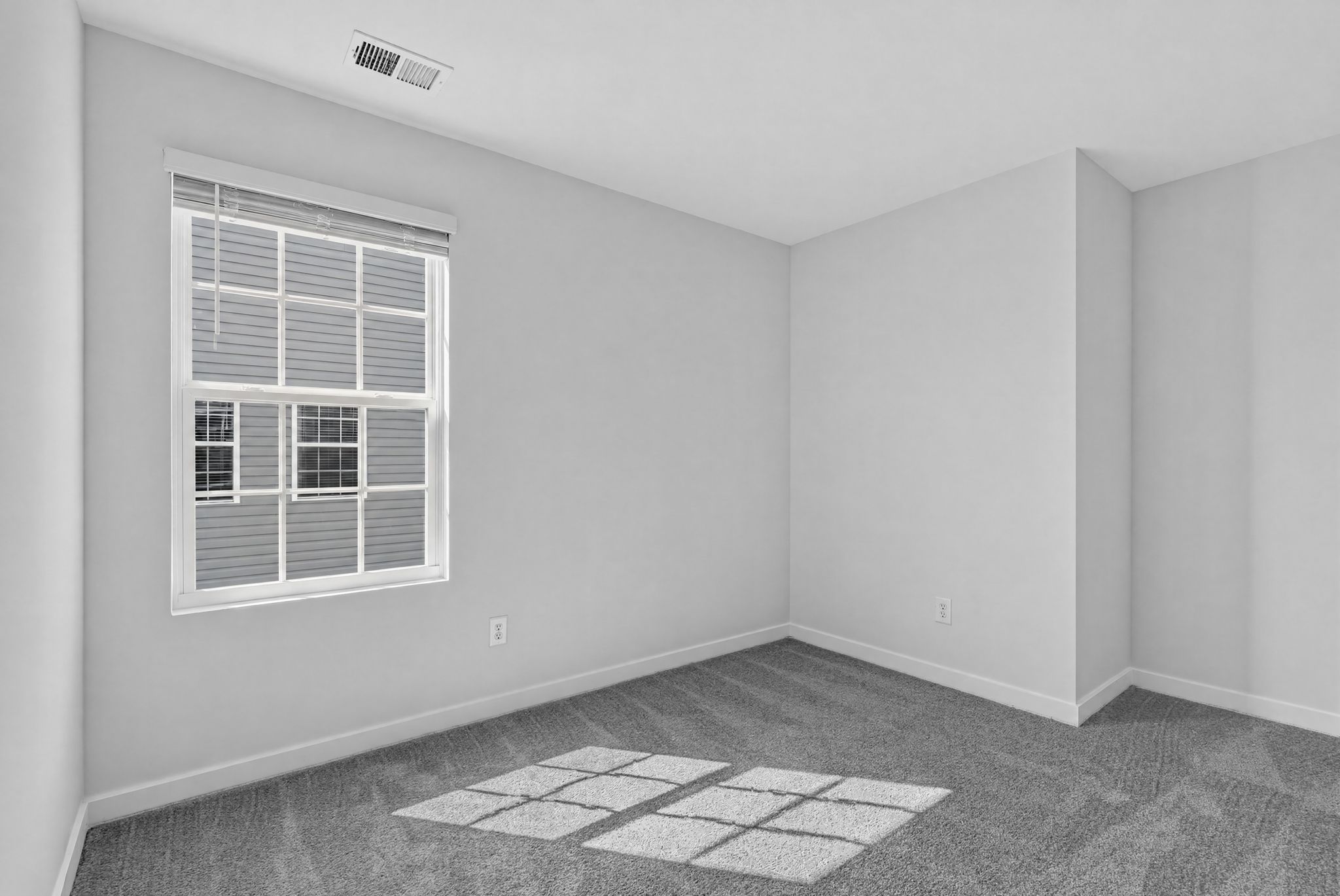 Crescent Hills Dickenson II 22