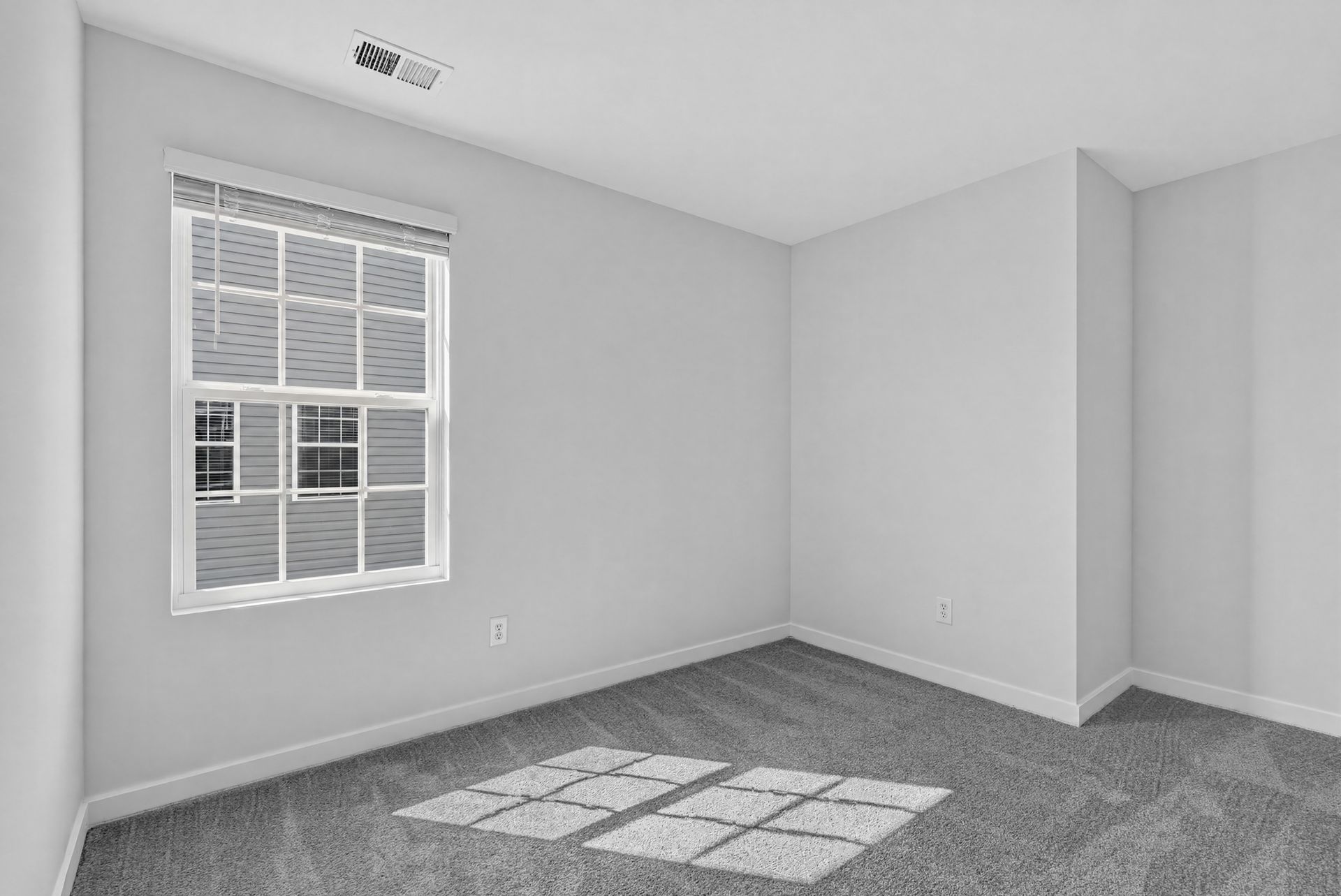 Crescent Hills Dickenson II 22