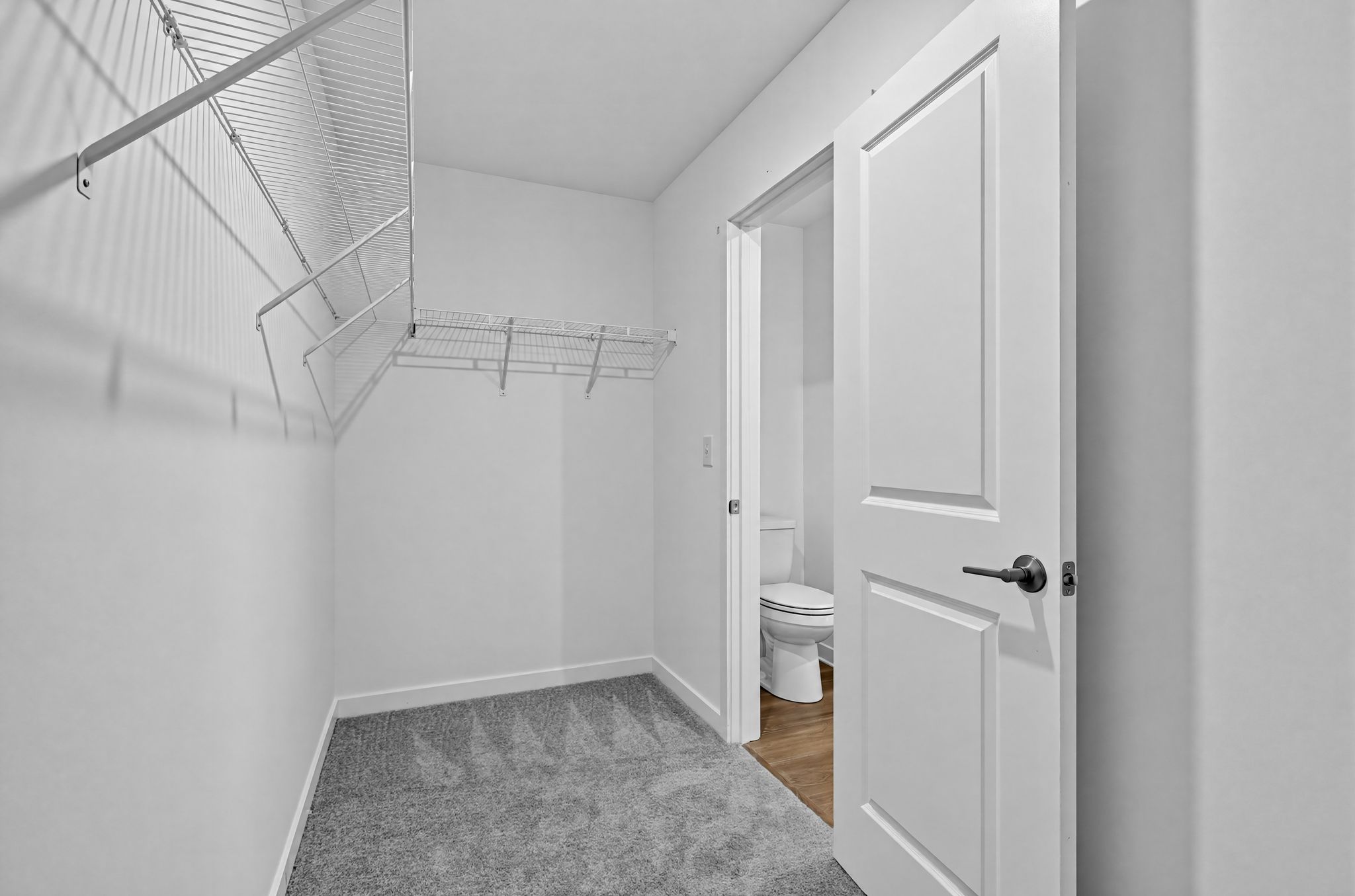 Crescent Hills Dickenson II 30