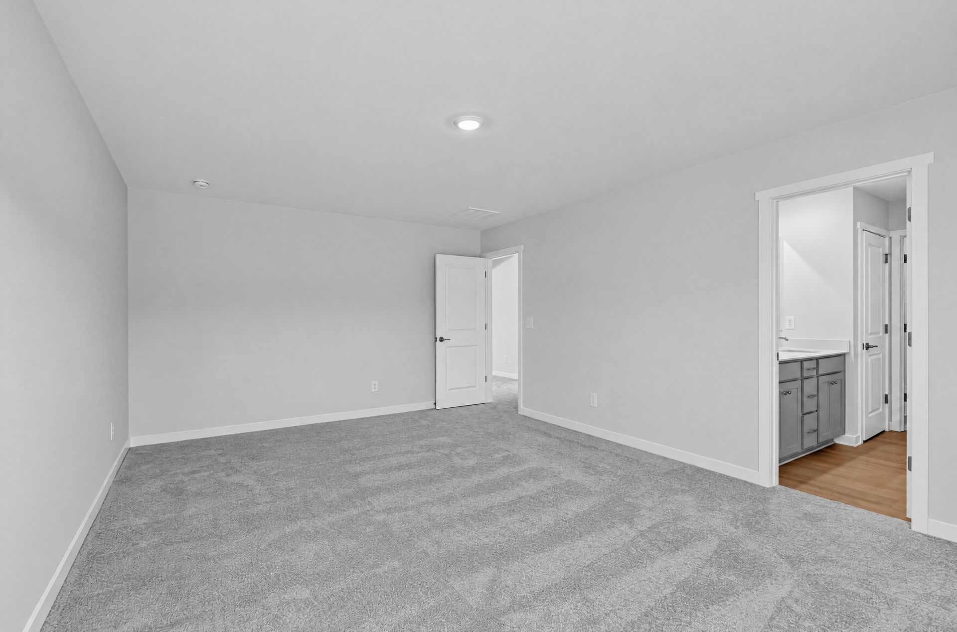 Crescent Hills Crane II 24
