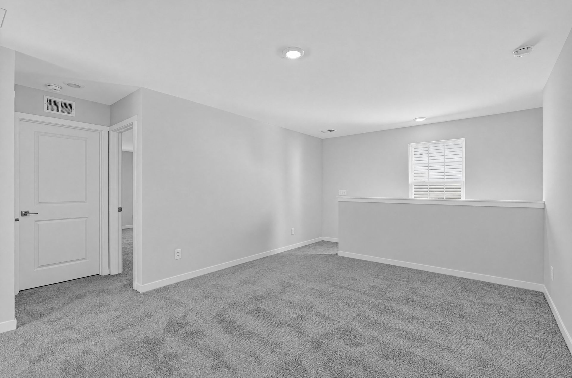 Crescent Hills Crane II 30