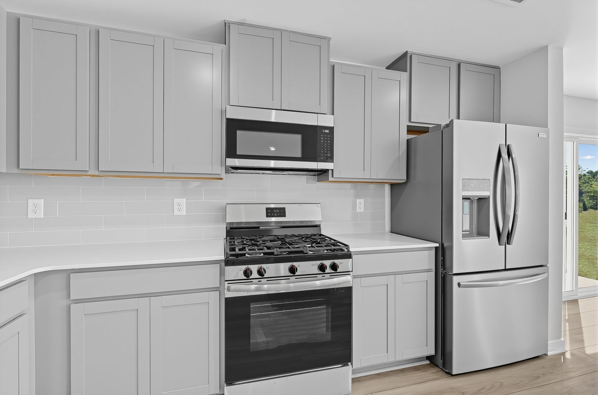 Crescent Hills Dickenson II 13