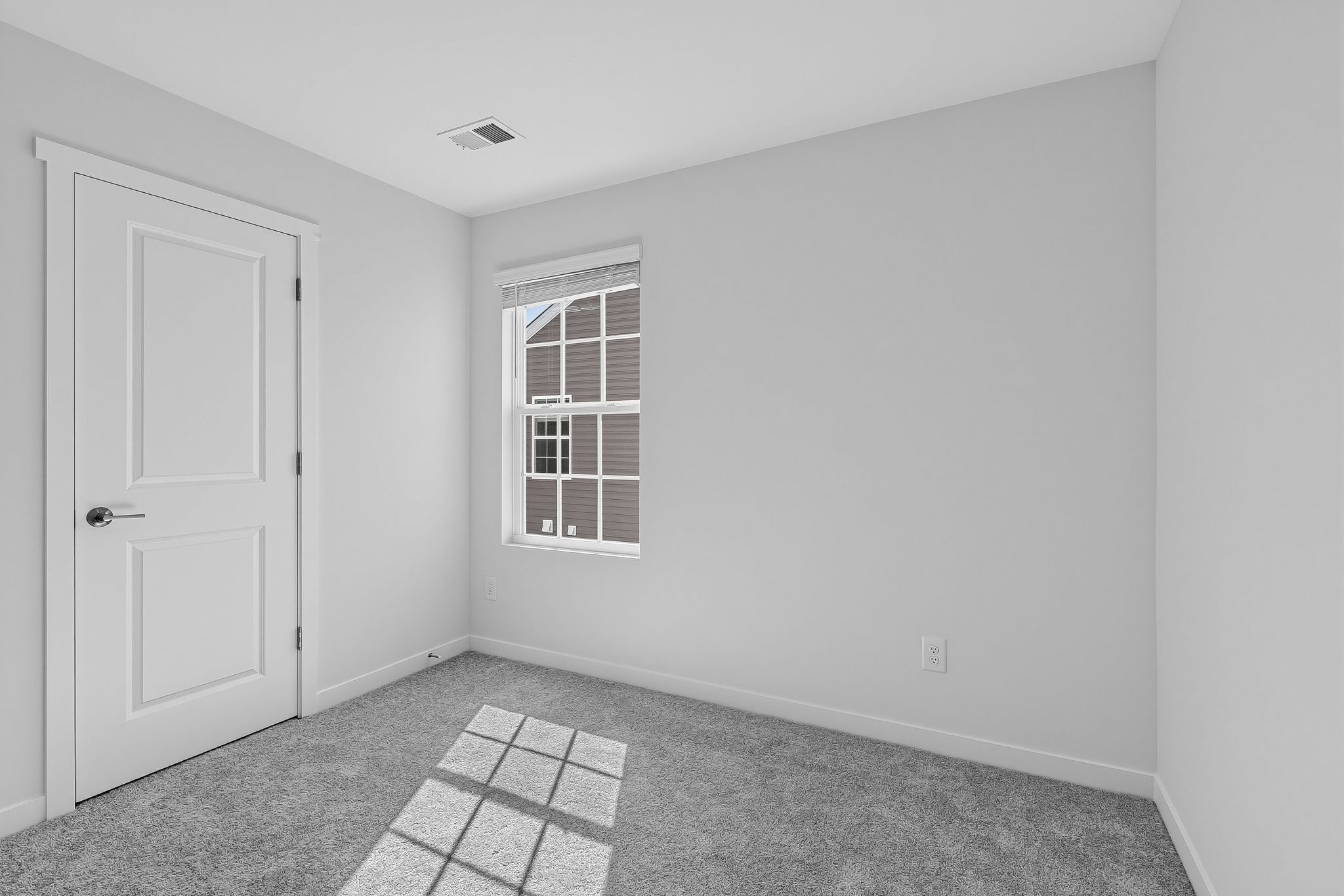 Crescent Hills Dickenson II 22