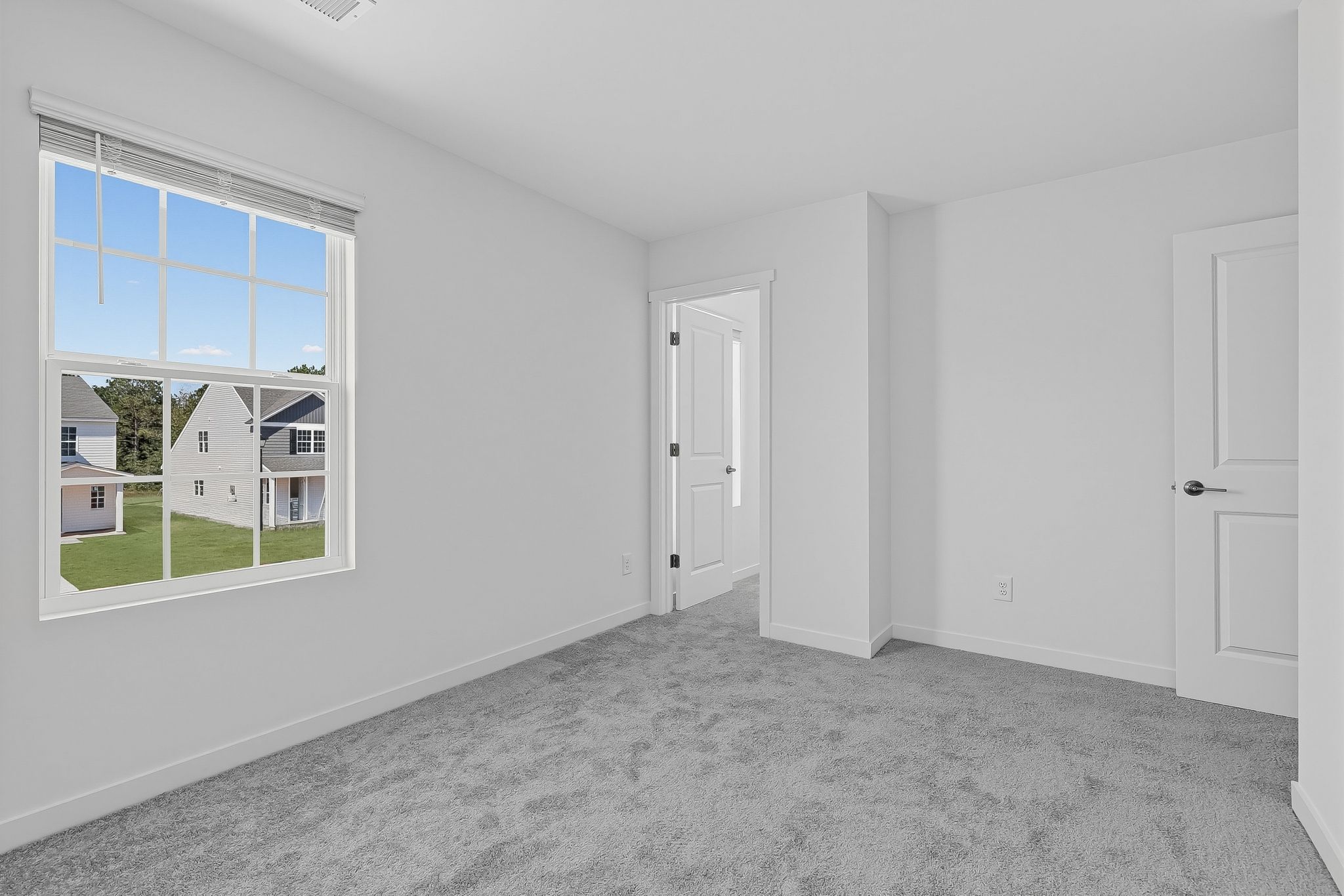 Crescent Hills Dickenson II 23