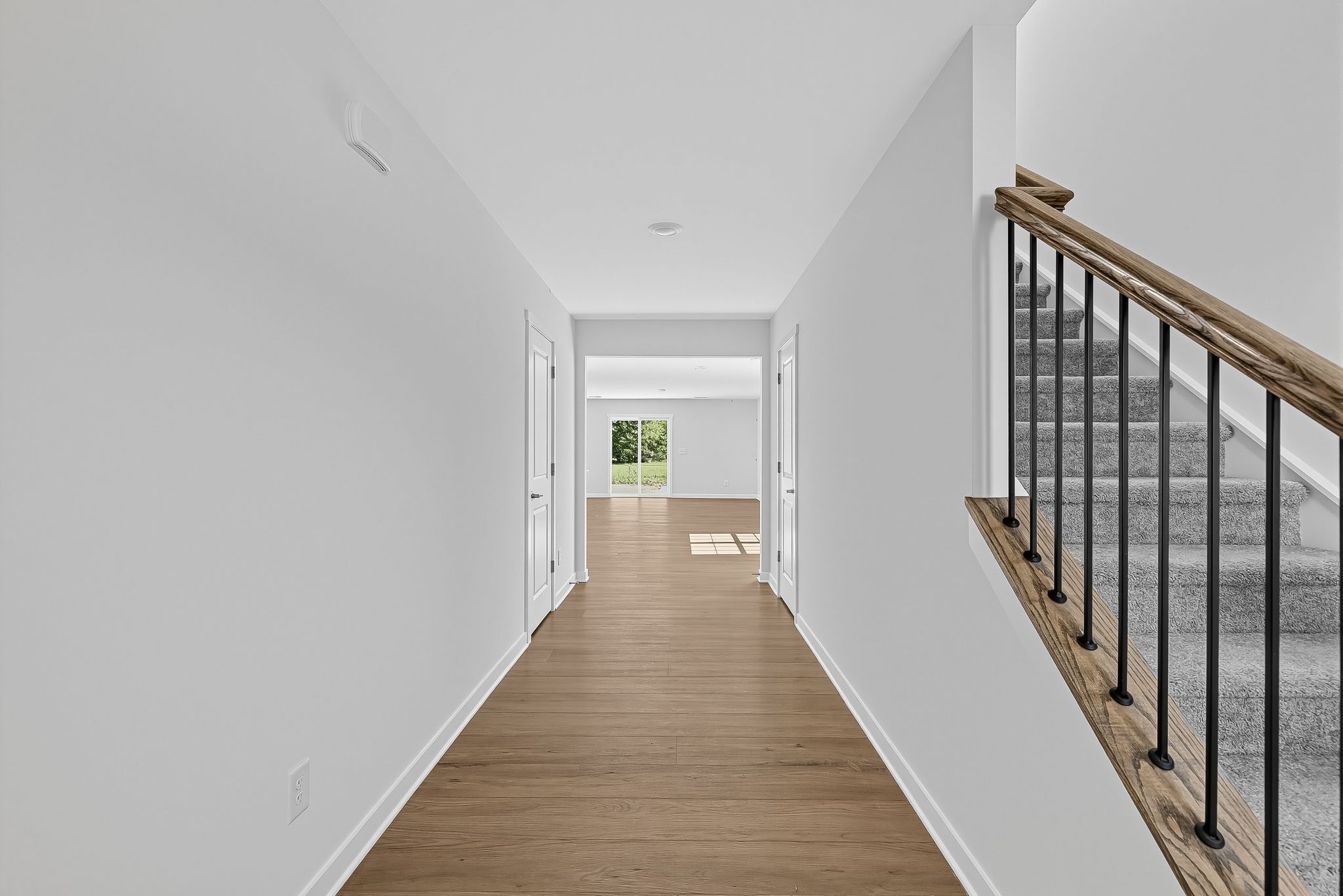 Crescent Hills Emerson II 7