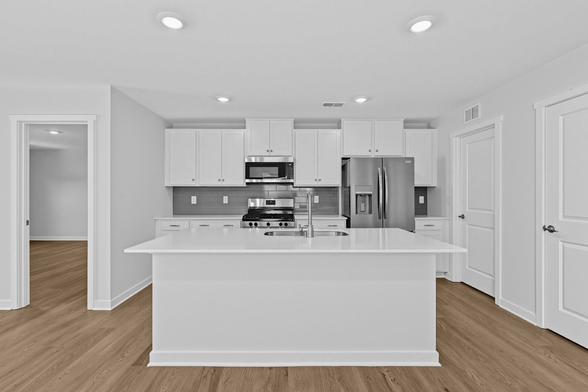 Crescent Hills Emerson II 12