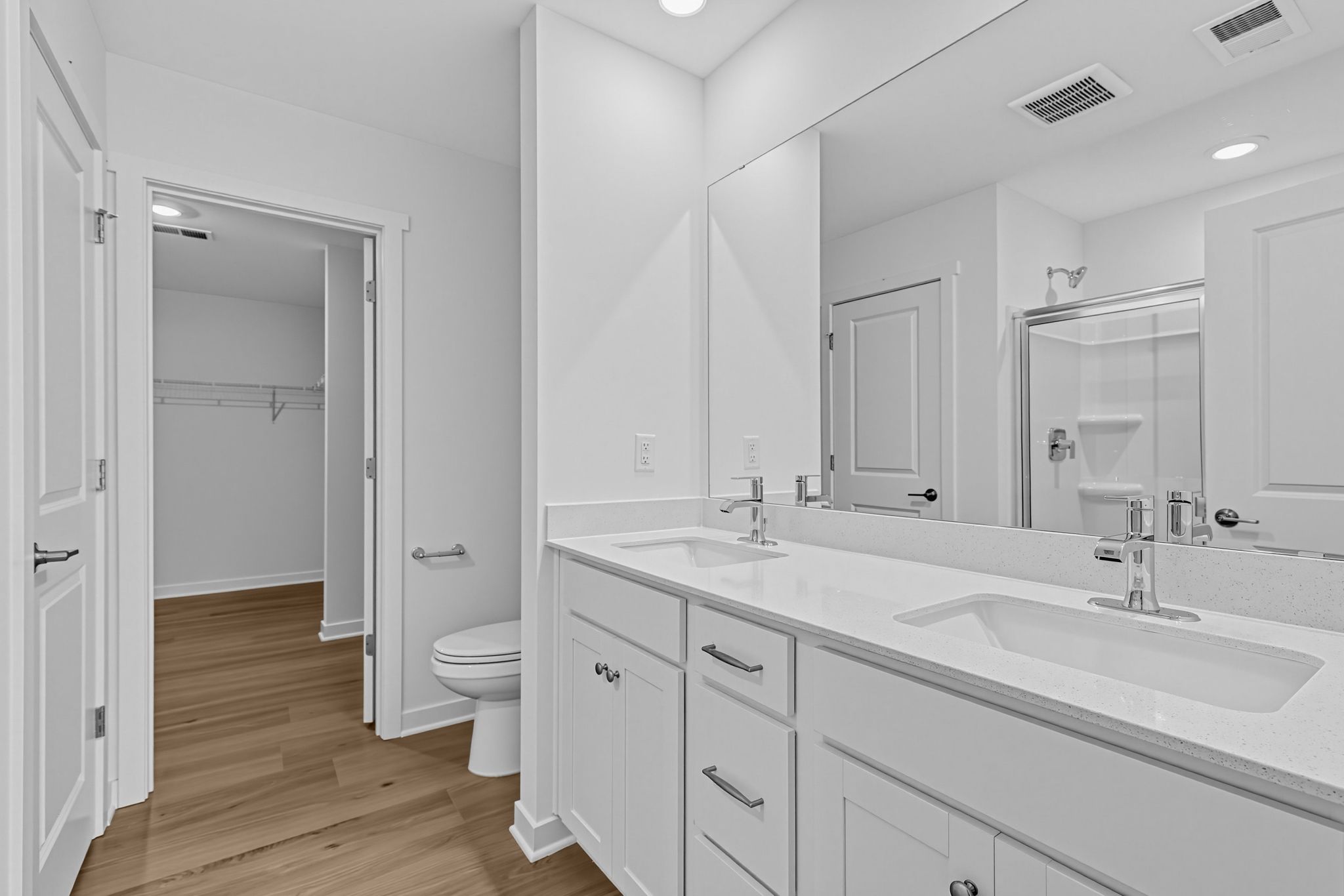 Crescent Hills Emerson II 25