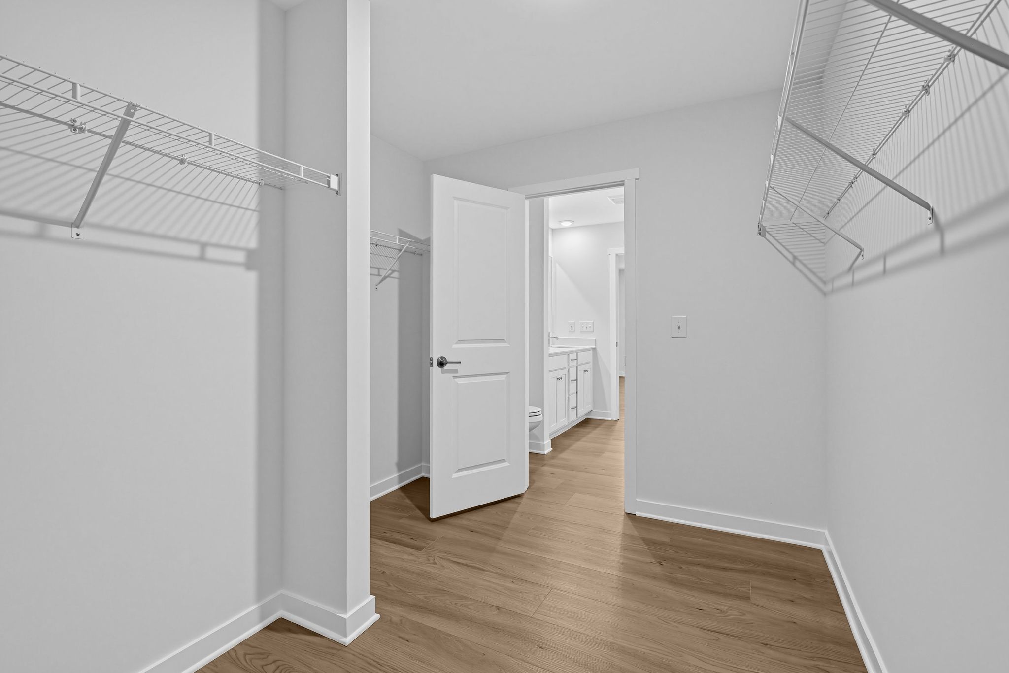 Crescent Hills Emerson II 30