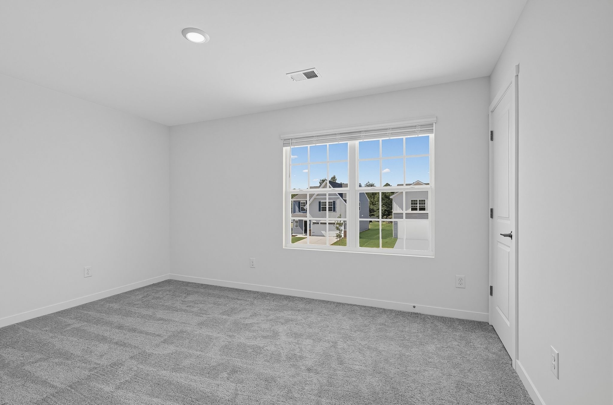 Crescent Hills Frost II 22