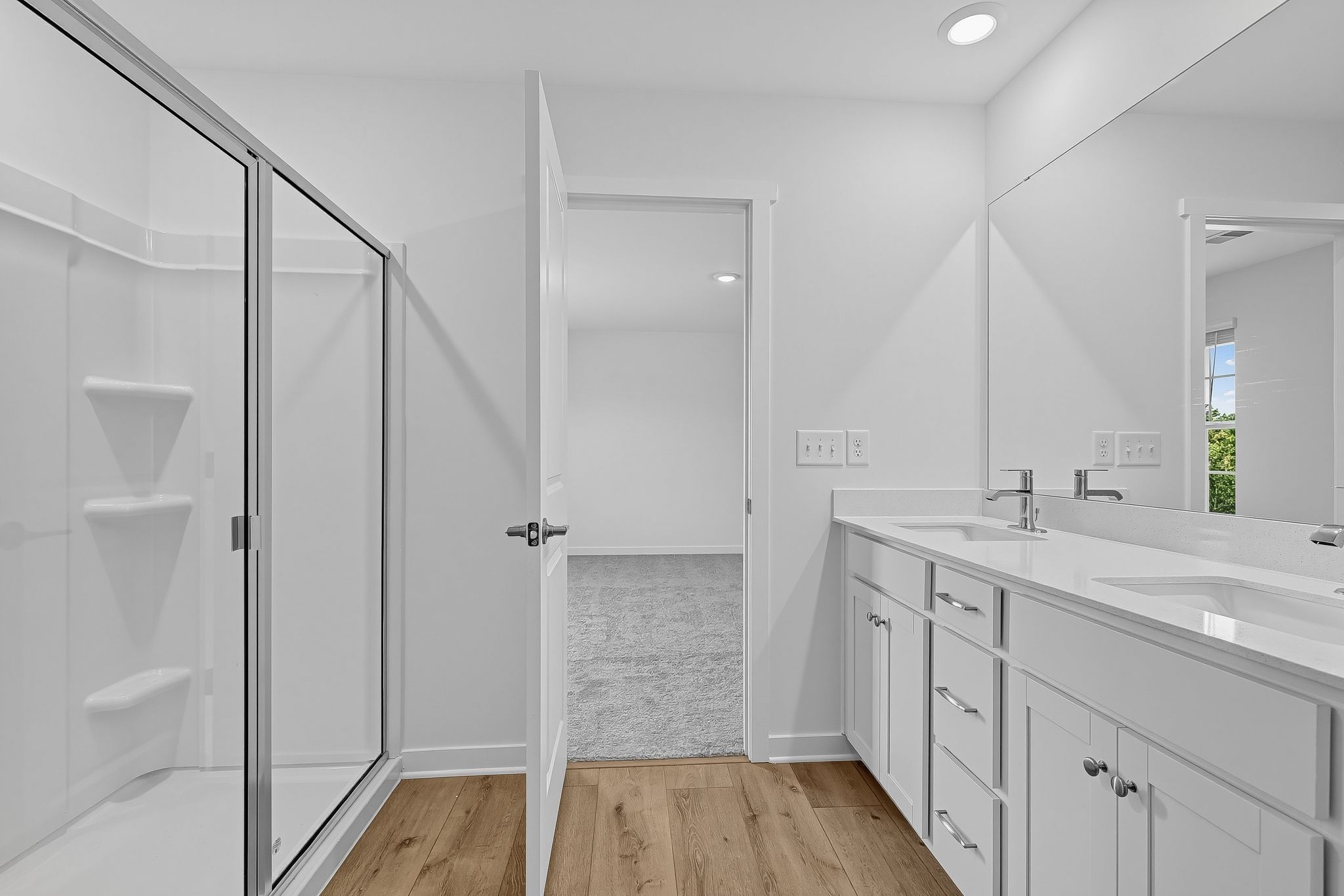 Crescent Hills Frost II 25
