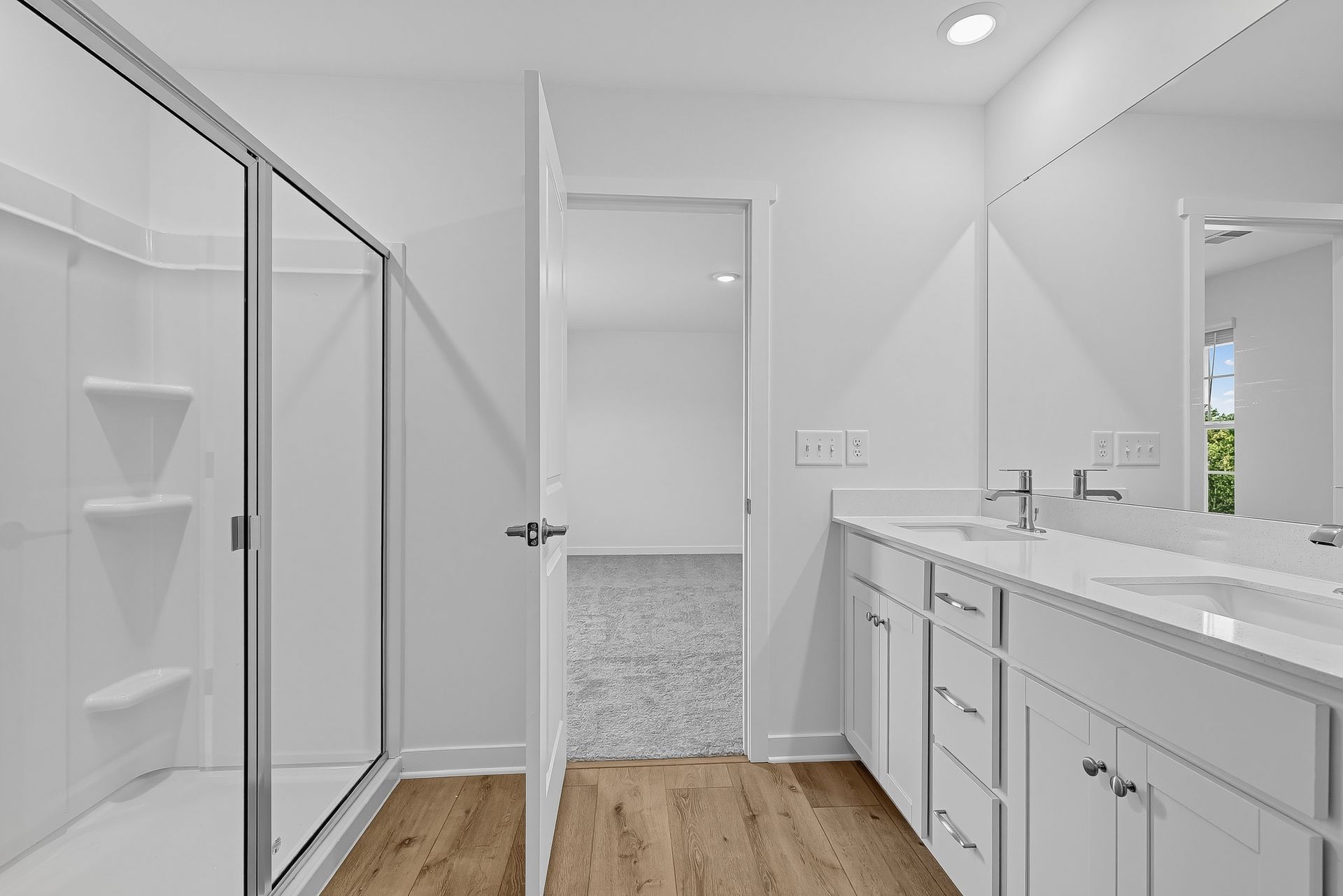 Crescent Hills Frost II 25