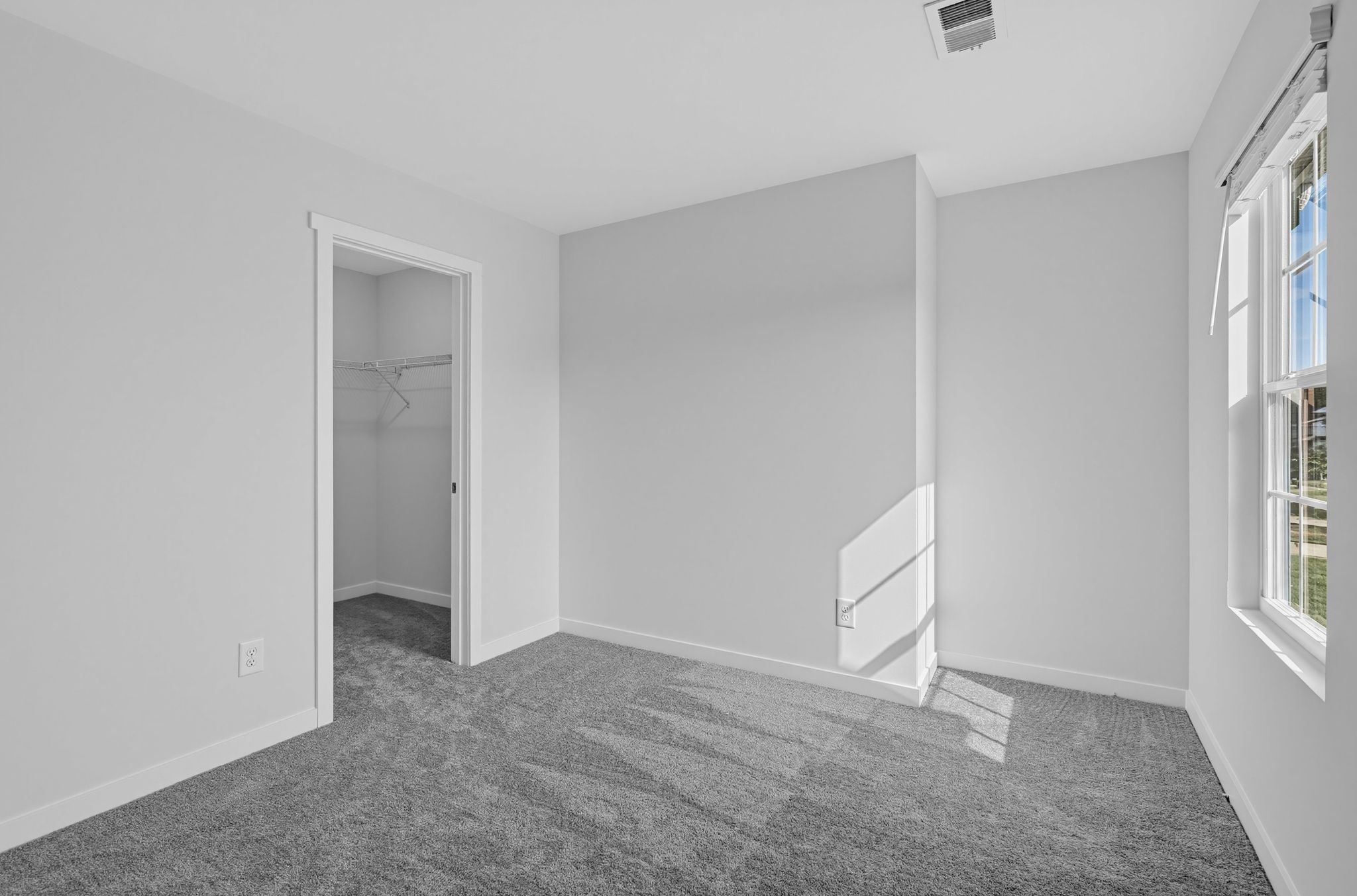 Crescent Hills Frost II 25