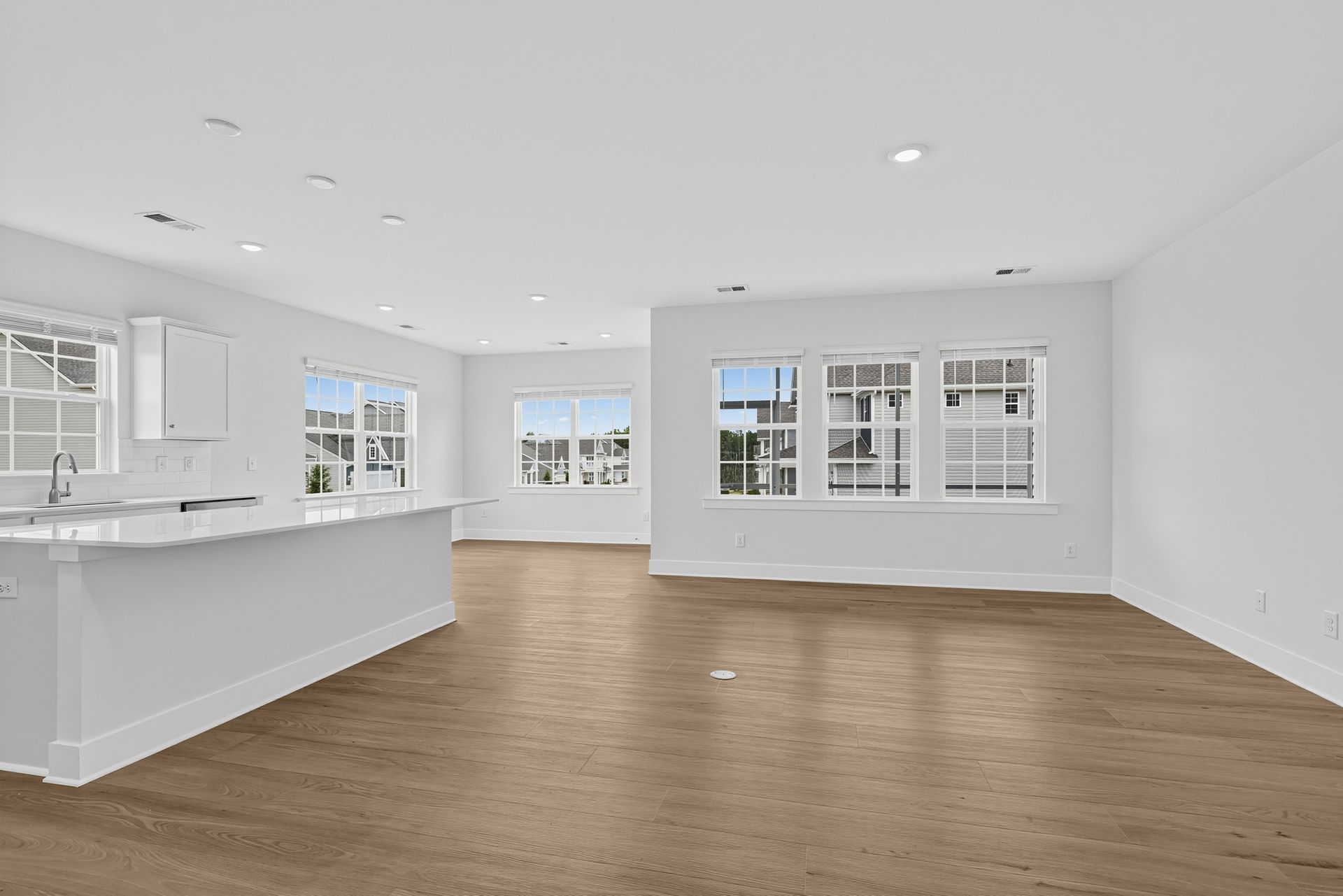 Pine Oaks Estates Bedford 10