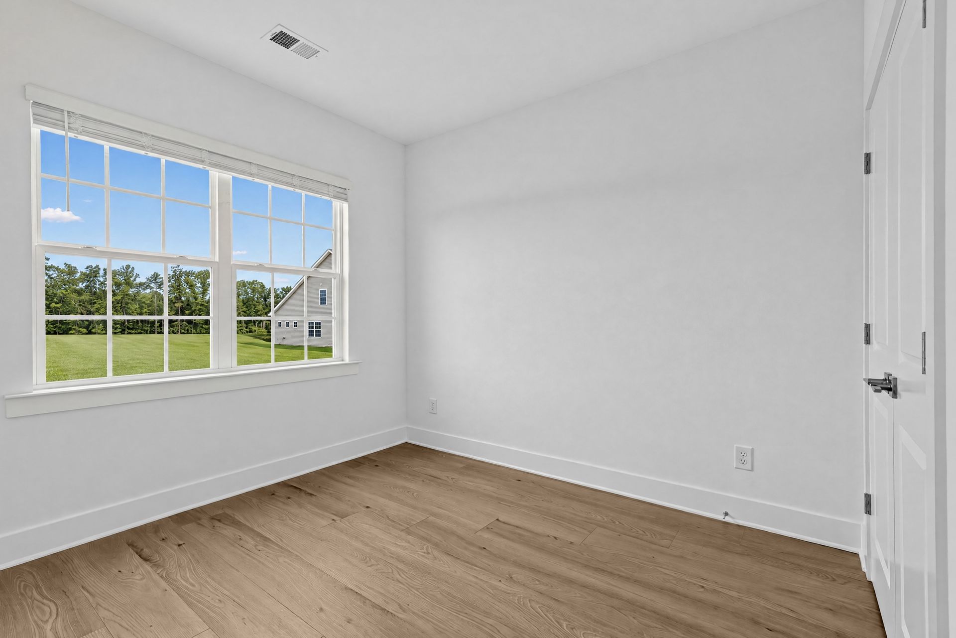 Pine Oaks Estates Bedford 23