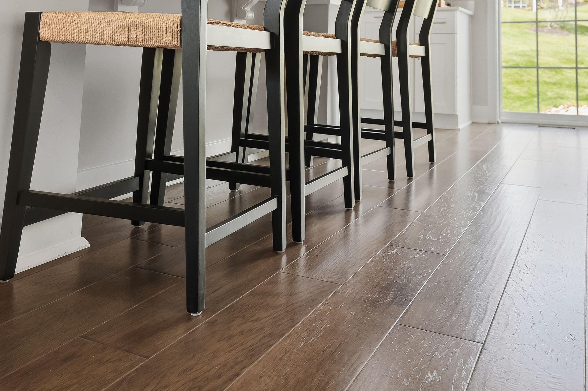 Pershing West Terrace Tuxedo Reserve EI Hardwood