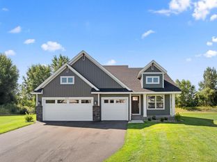 Courtland II - Northfork Meadows: Ramsey, Minnesota - Lennar