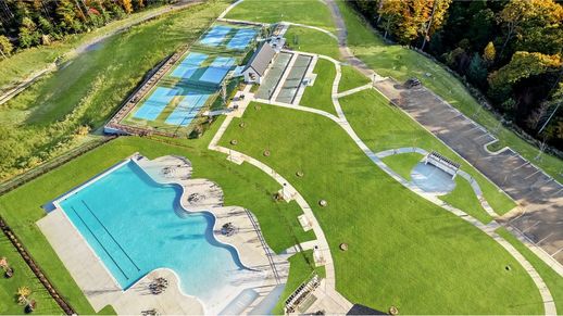 Parklands Active Adult Pool Amenity