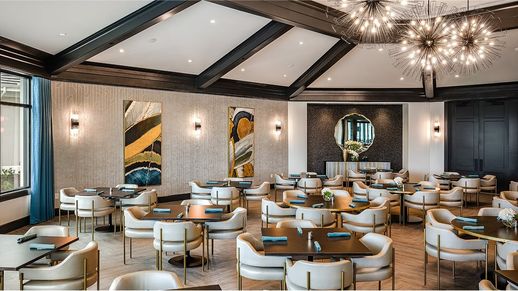 National Golf & Country Club Clubhouse Dining area