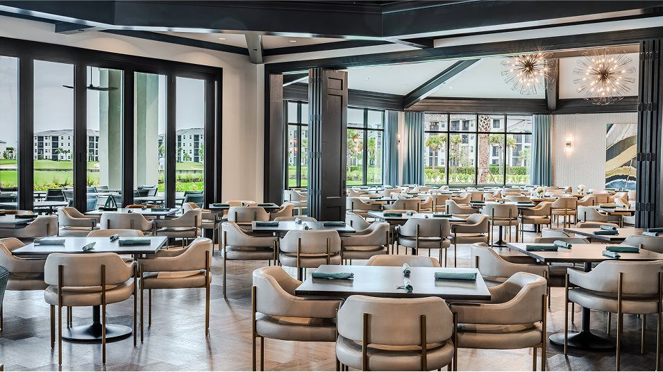 National Golf & Country Club Clubhouse Bar