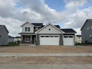 Vanderbilt - Waterford - Discovery Collection: Waconia, Minnesota - Lennar