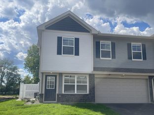 Franklin - Pioneer Commons - Colonial Manor Collection: Little Canada, Minnesota - Lennar